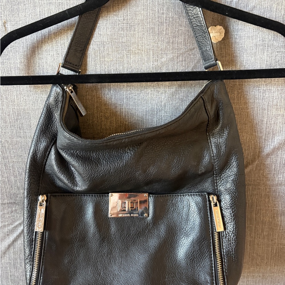 Michael Kors Sullivan Large Black Leather Hobo Silver Hardware